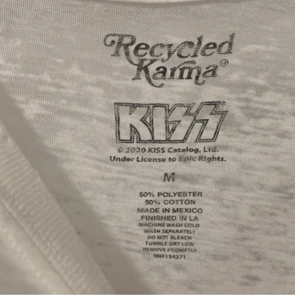 recycled karma distressed KISS concert band tee - Picture 7 of 9